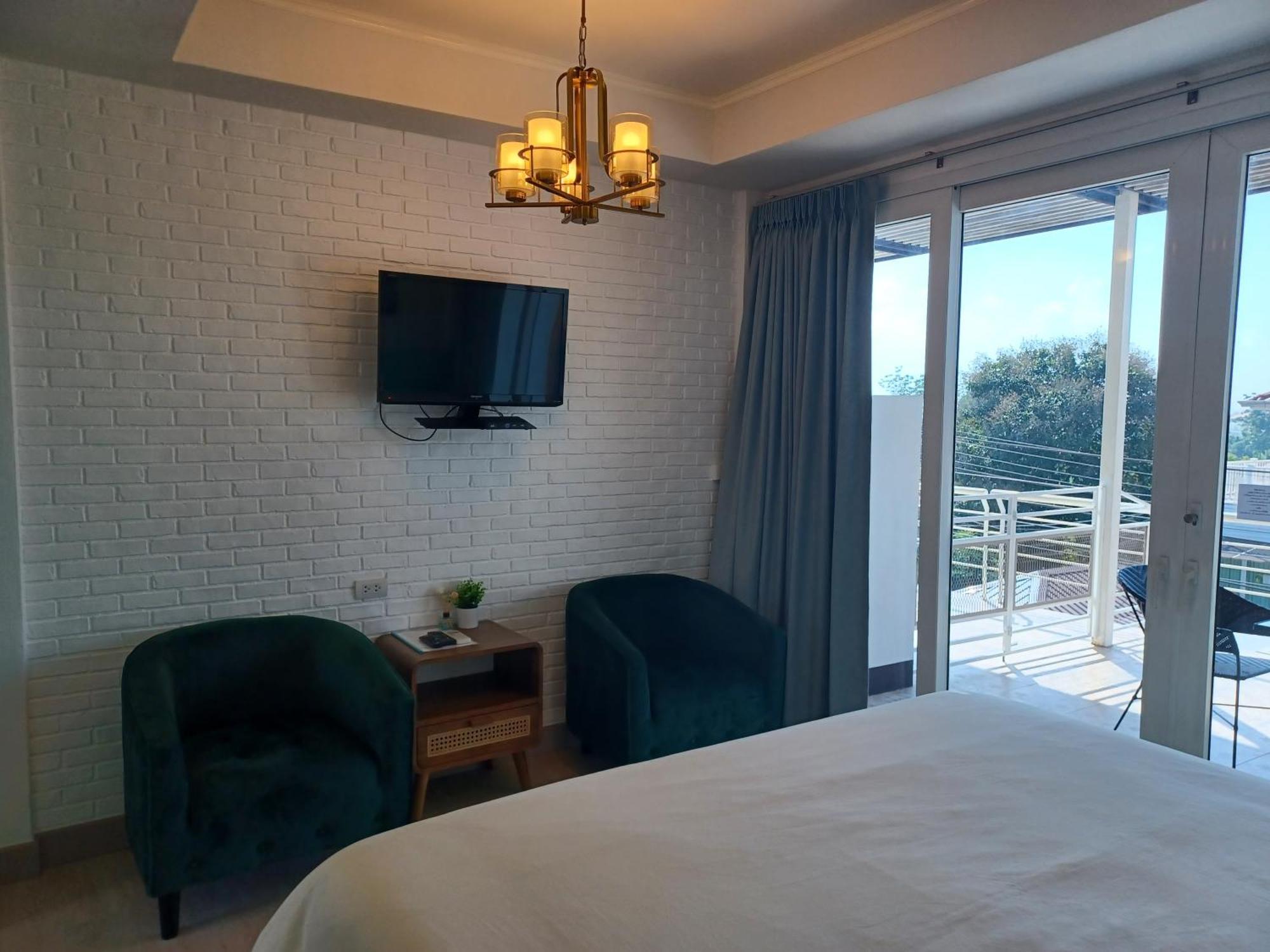 Hotel Koh Larn Riviara Exterior foto